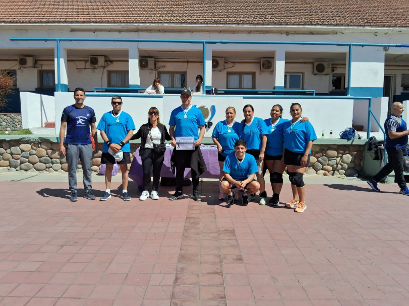 imagen 11 Se desarrolló el 2° Torneo de Voley Recreativo Mixto en la Sede Central del IUSP