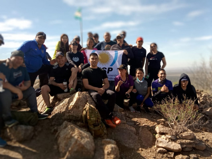 imagen En AFA IV de Licenciatura de la Delegación Valle de Uco ascendieron al "Cerro Aspero"
