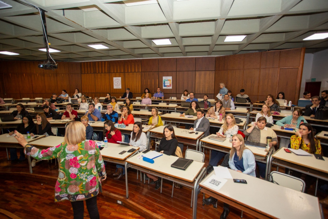 imagen El IUSP presente en el 1° módulo de la formación de "Cátedras que dan cátedras" en la UNCUYO