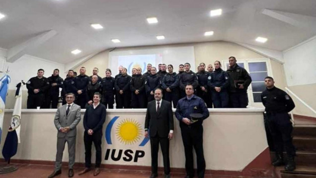 imagen Se realizó una capacitación dirigida a todo el Cuerpo Provincial de Instructores Policiales del IUSP