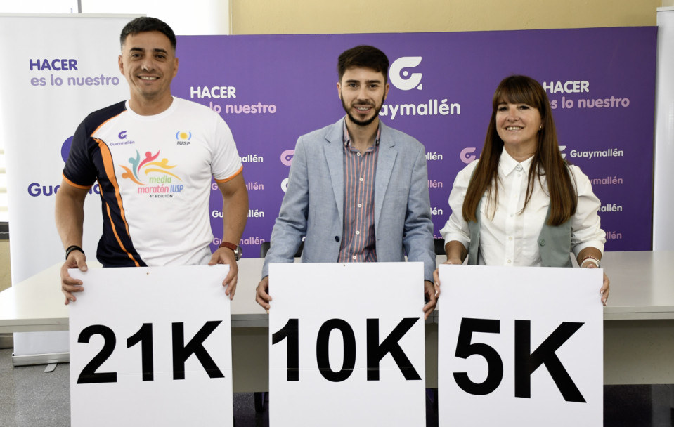 imagen 1 El IUSP presentó en Guaymallén las remeras de la Media Maratón