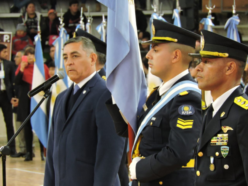 imagen 2 Se conmemoró el aniversario del paso a la inmortalidad del Gral. Manuel Belgrano junto con la jura de la bandera Nacional en Zona Este (Junín)