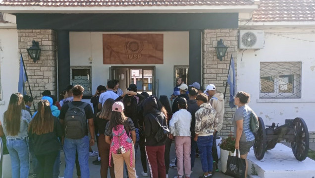 imagen El Instituto Universitario de Seguridad Pública (IUSP) continúa activamente la Oferta Educativa en Colegios Secundarios