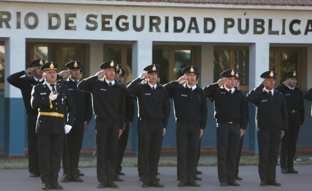 imagen 2 - 71 son los Licenciados y 113 los Técnicos que han egresado del Instituto Universitario de Seguridad Publica durante 2024