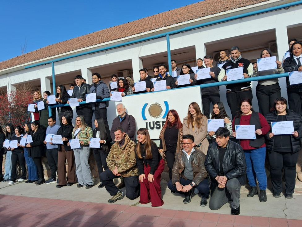 imagen Culminó con éxito el Curso N° 22 de Vigiladores Privados del IUSP