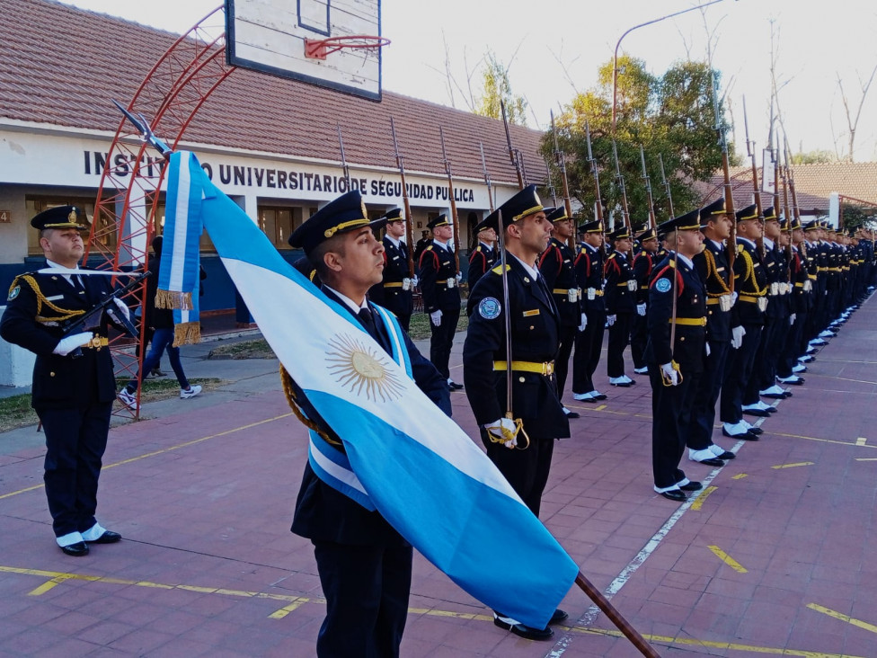 imagen El acto central del día de la bandera tuvo lugar en la Sede Central del IUSP