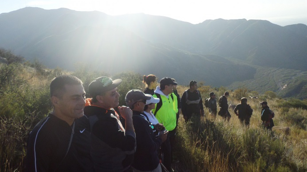 imagen Salida de trekking al Cerro Negro La Crucesita