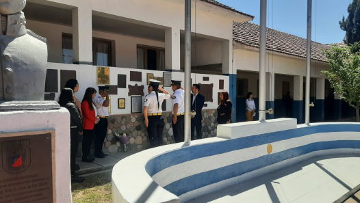 imagen Se realizó un homenaje a la Instructora Of. Insp. Isaura Romero