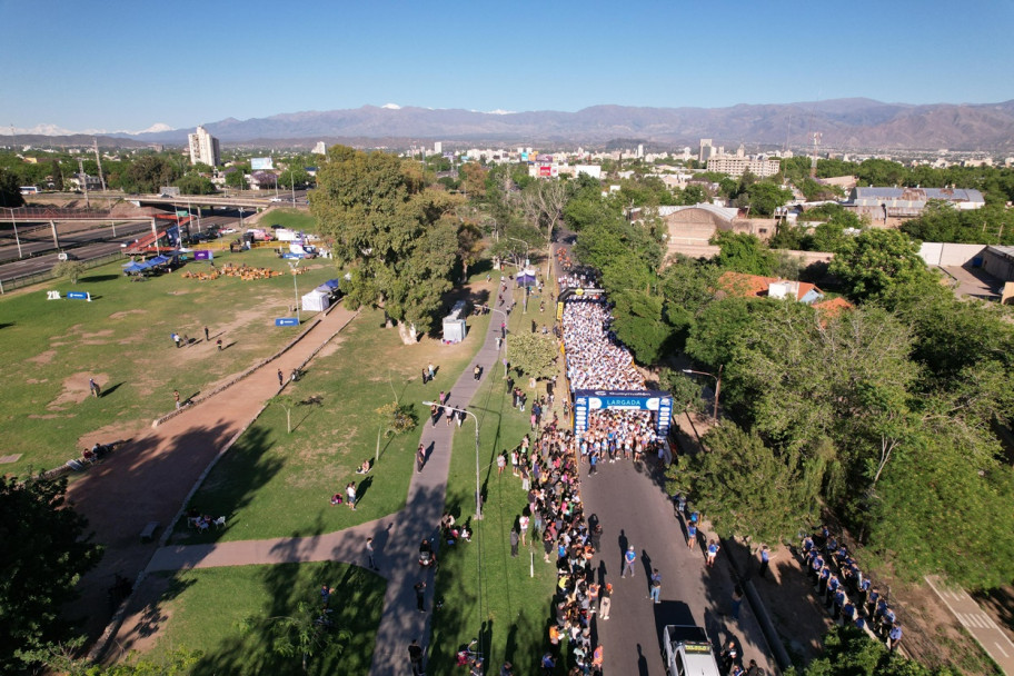 imagen 6 Con gran éxito y una destacada participación se realizó la 3° edición de la Media Maratón Crio. Gral. (R) Elio Olmos