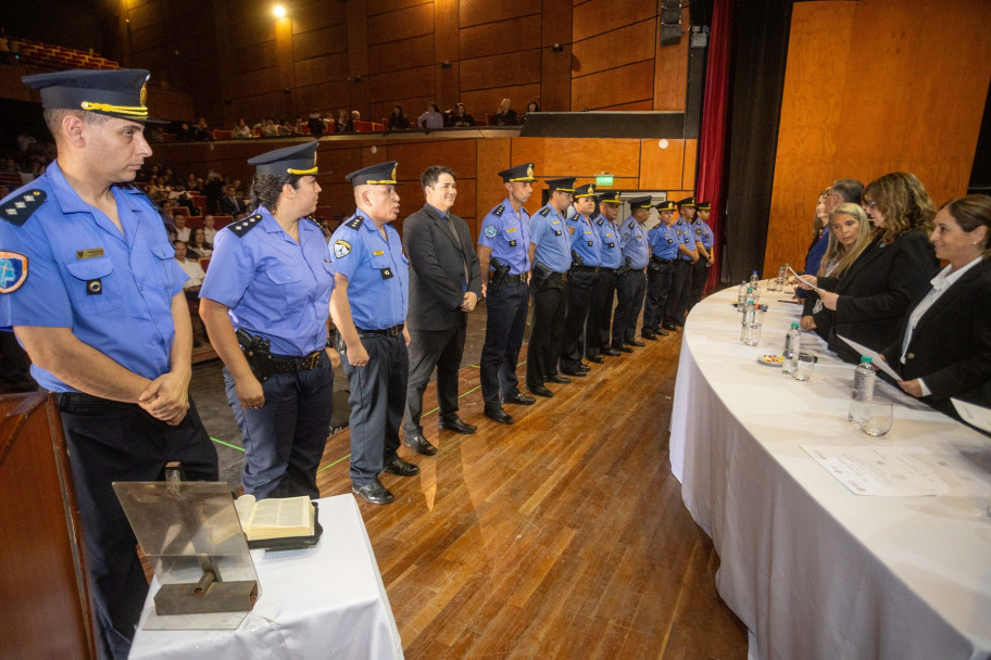 imagen 7 Histórica colación de grado con el mayor número de Licenciados en Seguridad Pública y Seguridad Penitenciaria del IUSP