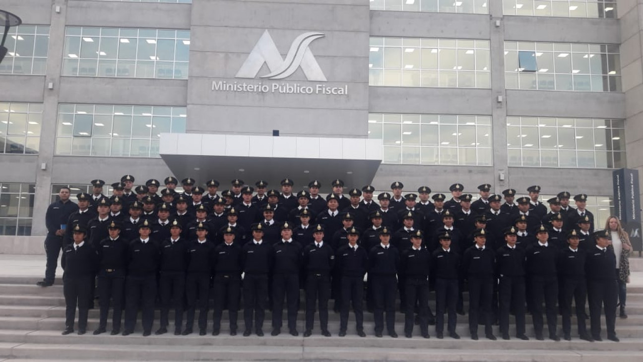 imagen Los Cursos de Auxiliares 184 y 185 de Sede Central visitaron el Polo Judicial Penal de Mendoza