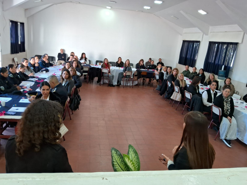 imagen 5 La Dirección de Capacitación del IUSP realizó una Mesa Preparatoria para el 1° Congreso Regional de Mujeres de Fuerzas de Seguridad Ciudadana