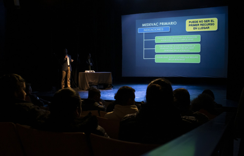 imagen 6 Se realizó con éxito la 3º jornada interdisciplinaria de seguridad vial organizada por el IUSP