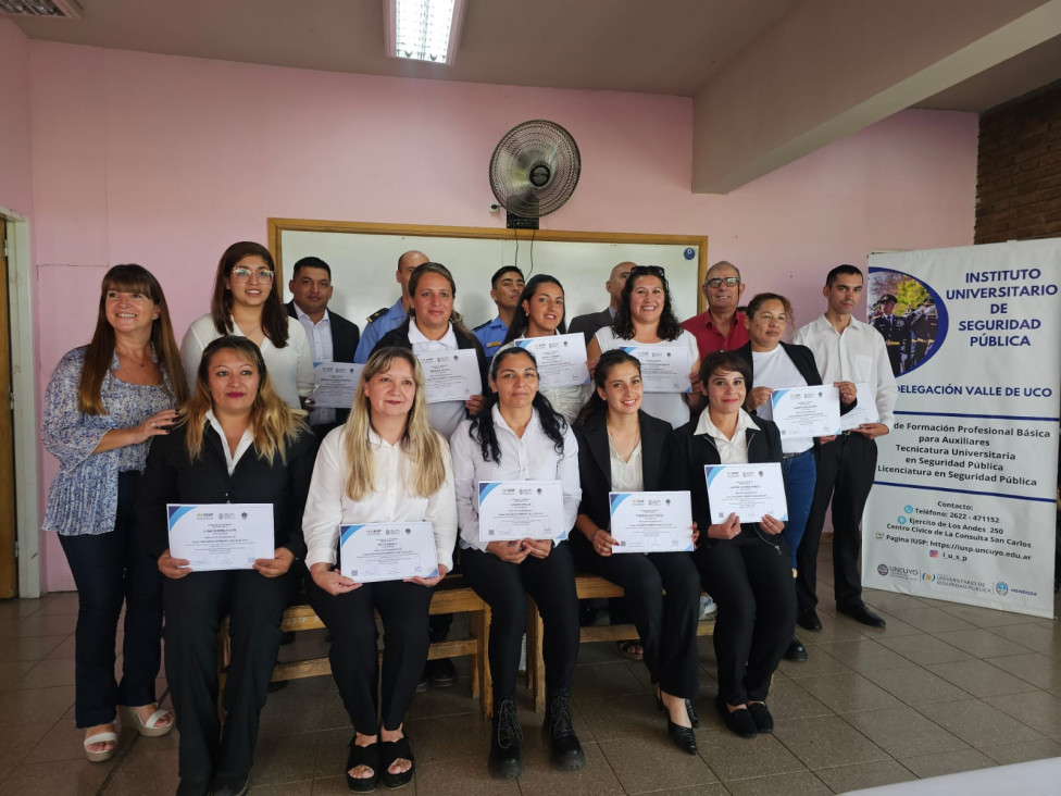 imagen Los egresados del Curso Vigilador Bombero del Valle de Uco recibieron sus certificados