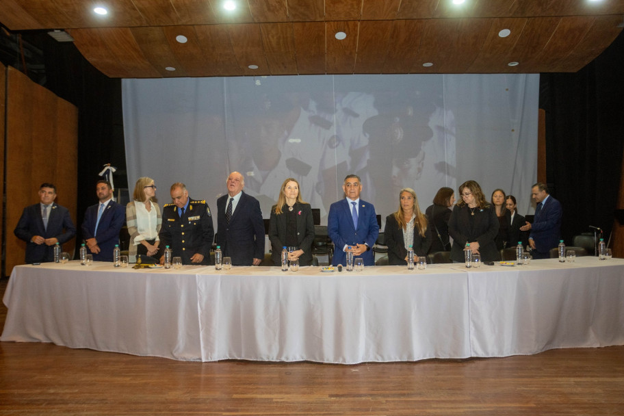 imagen 6 Histórica colación de grado con el mayor número de Licenciados en Seguridad Pública y Seguridad Penitenciaria del IUSP