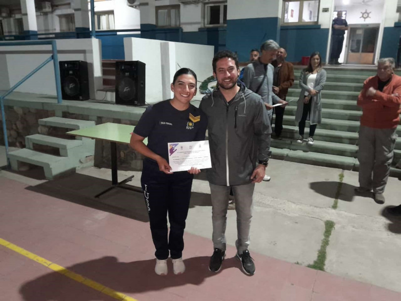 imagen 12 Encuentro de Camaradería de los 2dos años del IUSP de toda la Provincia en el predio deportivo de la UNCuyo