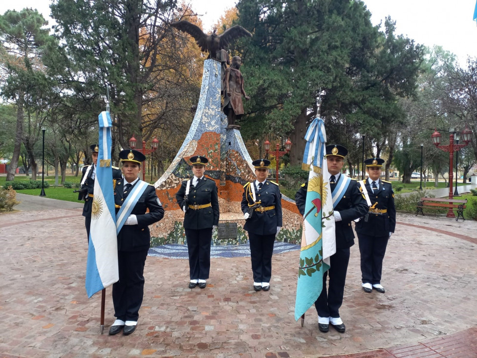 imagen La Delegación Zona Sur tuvo una importante representación en el Acto oficial por el Aniversario de la Patria