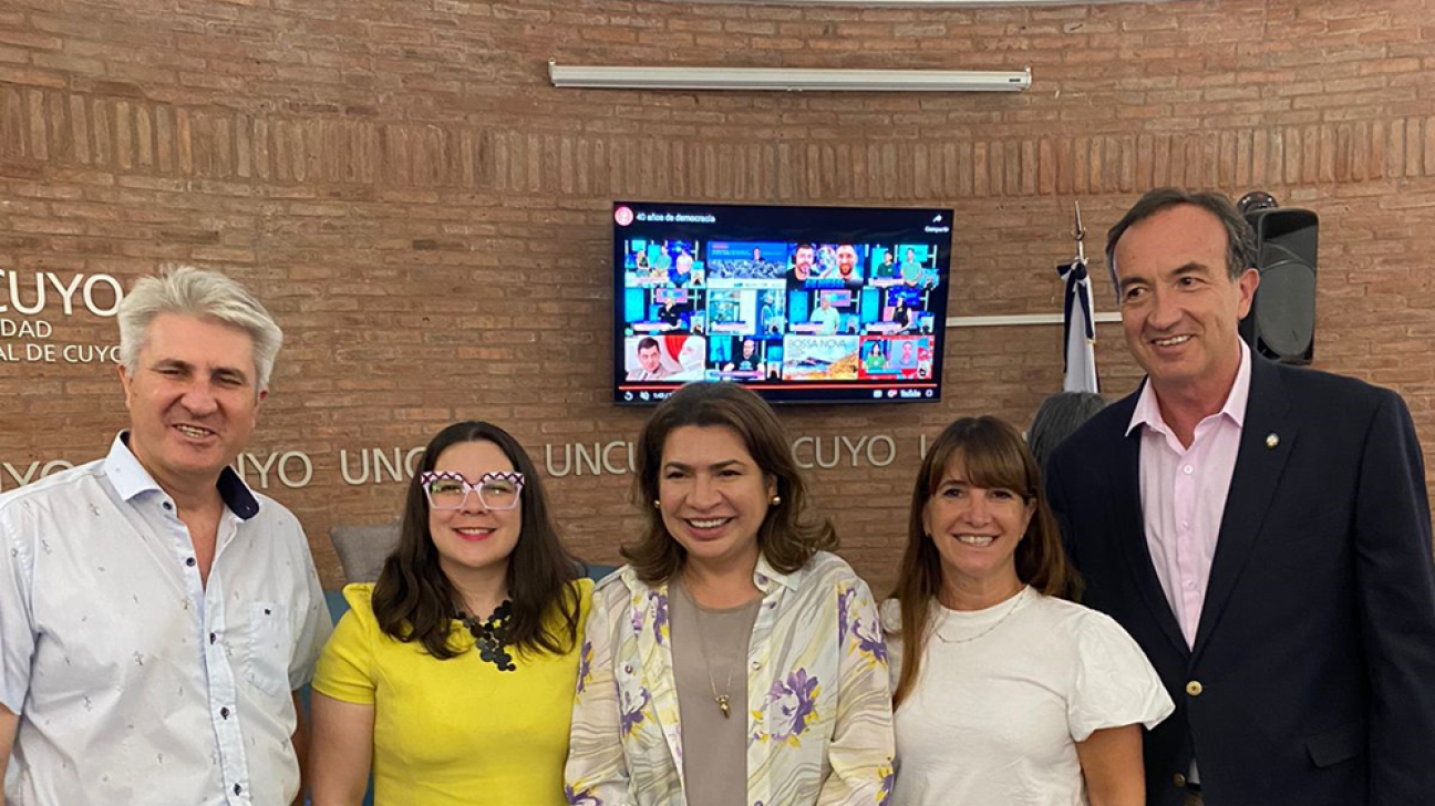 imagen La Directora de Capacitación del IUSP fué invitada a una charla sobre Derechos Humanos en la UNCUYO 