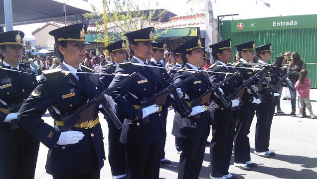 imagen Desfile Aniversario del Departamento de Maipú