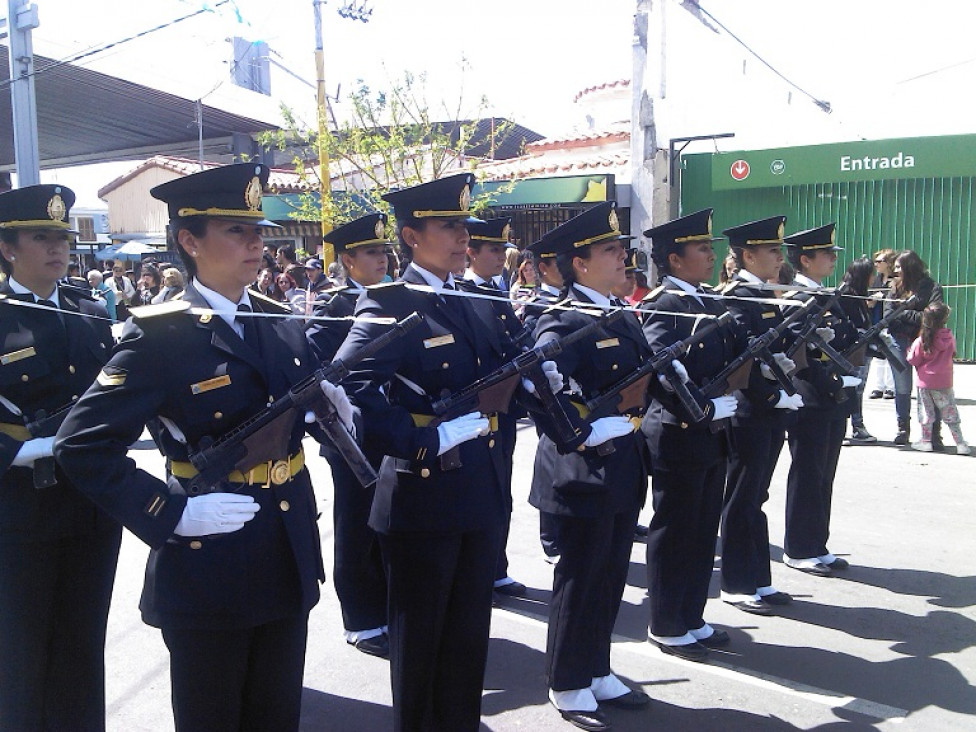 imagen Desfile Aniversario del Departamento de Maipú