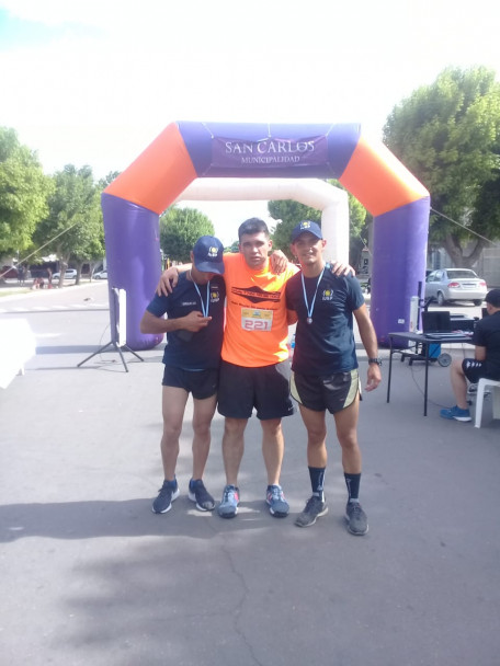 imagen Alumnos de Tecnicatura Delegación Valle de Uco participaron en la Maratón San Carlos Borromeo 