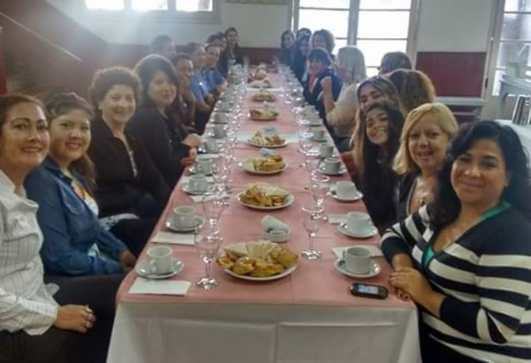 imagen Agape del día de la mujer en el IUSP