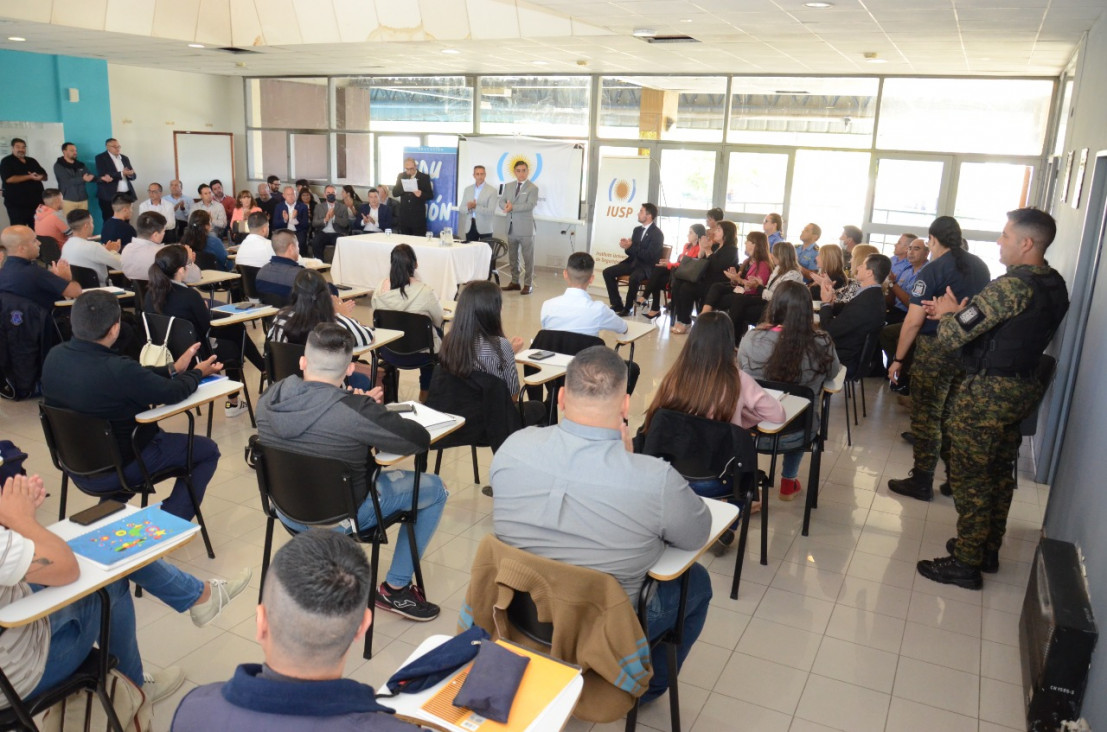 imagen Se dió inicio a la Carrera de Licenciatura en Seguridad Pública en la Delegación Valle de Uco