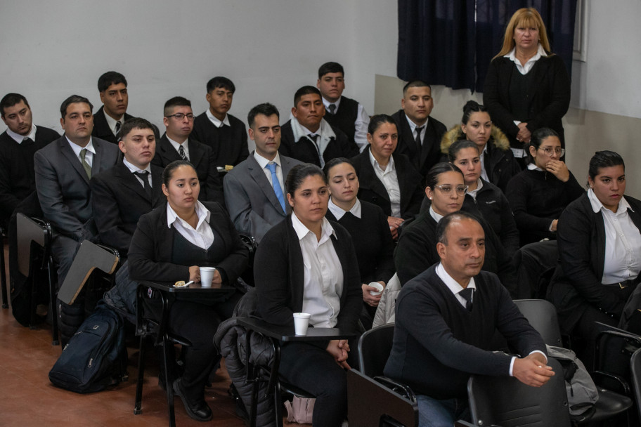 imagen 3 El IUSP capacita al personal municipal del “Programa espacios más seguros” coordinado por el Ministerio de Seguridad y Justicia