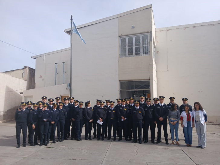 imagen Alumnos de Tecnicatura participaron de un "Taller de prevención de suicidio" con una amplia temática actual en nuestra sociedad