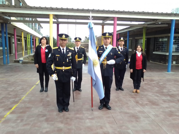 imagen La Escuela N° 1-717 "Ítalo Ángel Acerbis" recibió al IUSP Delegación Valle de Uco por el 24 de agosto como Día del Padre en Mendoza 