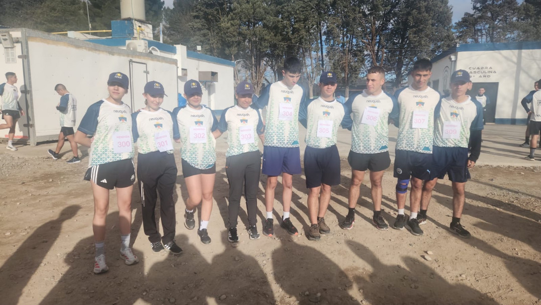 imagen Delegación de cadetes del IUSP participó del encuentro deportivo por el aniversario de la Escuela de Policía de Neuquén