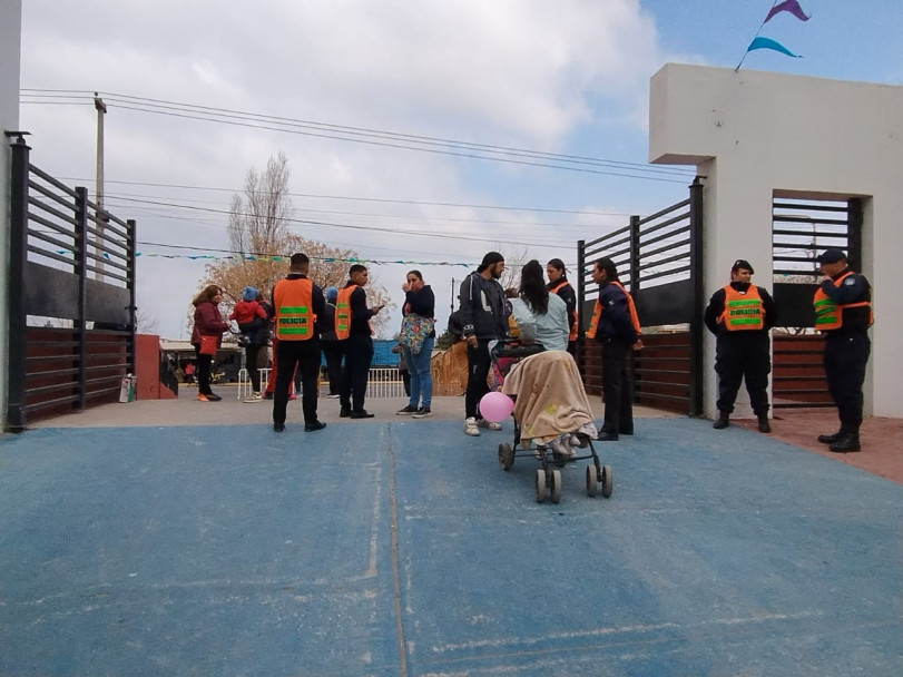 imagen 1 Alumnos de Tecnicatura acompañaron el festejo del día de la niñez en la Zona Este