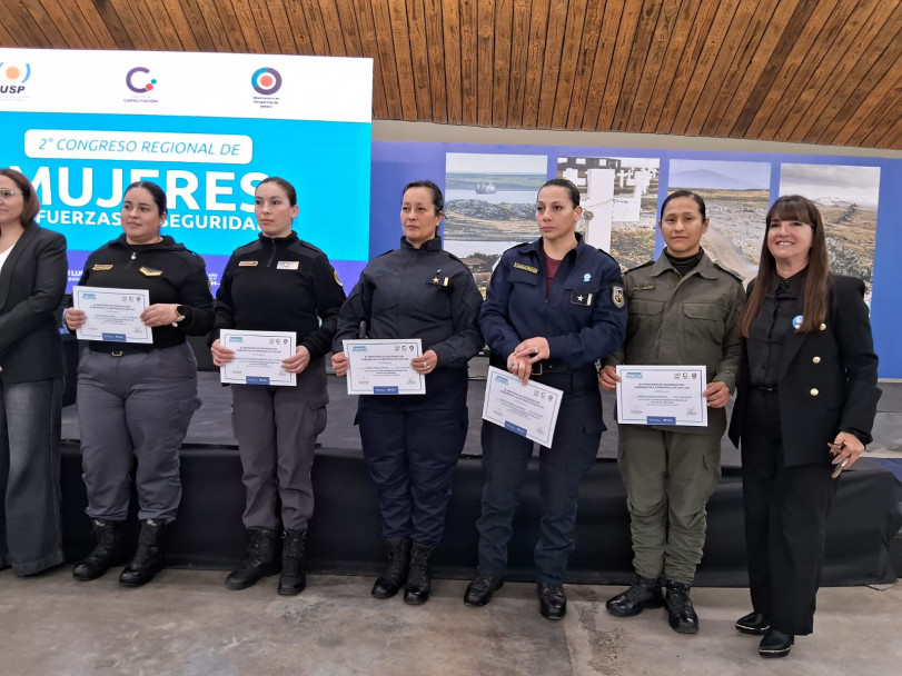 imagen 7 Se realizó el 2º Congreso regional de mujeres de las fuerzas de seguridad