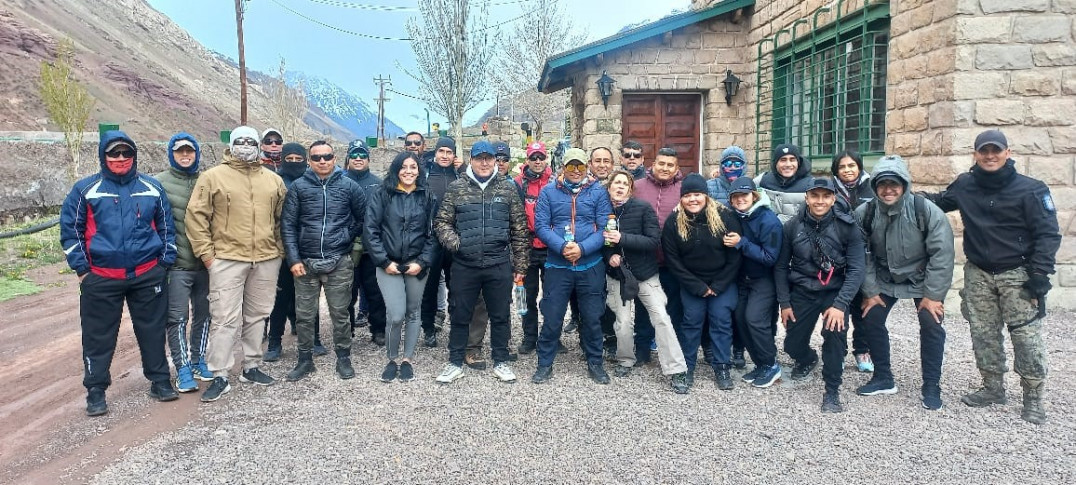 imagen 3 Más de 100 alumnos de Licenciatura participaron activamente en las Jornadas Provinciales de Estrategias de Seguridad en Alta Montaña