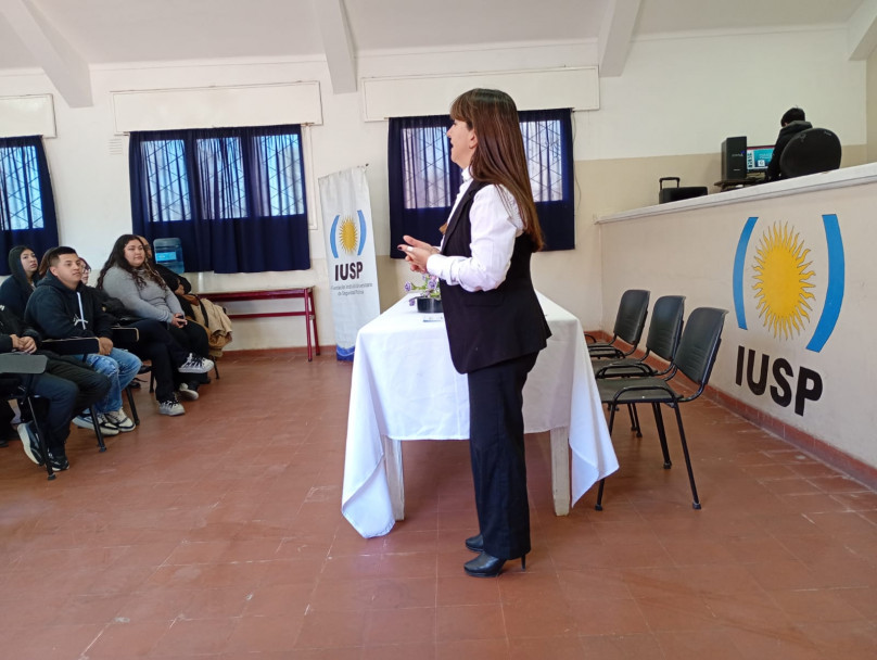 imagen 1 Finalizó el Curso N° 25 de formación para Vigiladores Privados en el IUSP