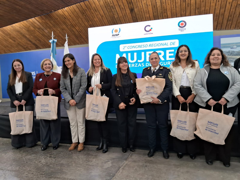 imagen 6 Se realizó el 2º Congreso regional de mujeres de las fuerzas de seguridad