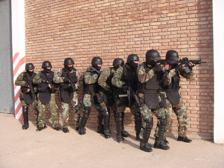 imagen XIII Curso basico de formación para el Grupo Especial de Seguridad GES