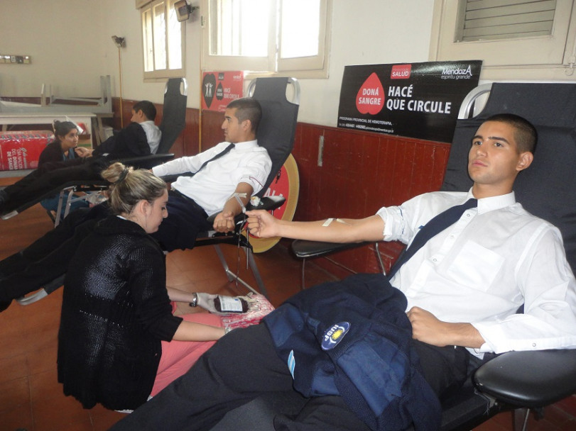 imagen Donación de sangre en el IUSP