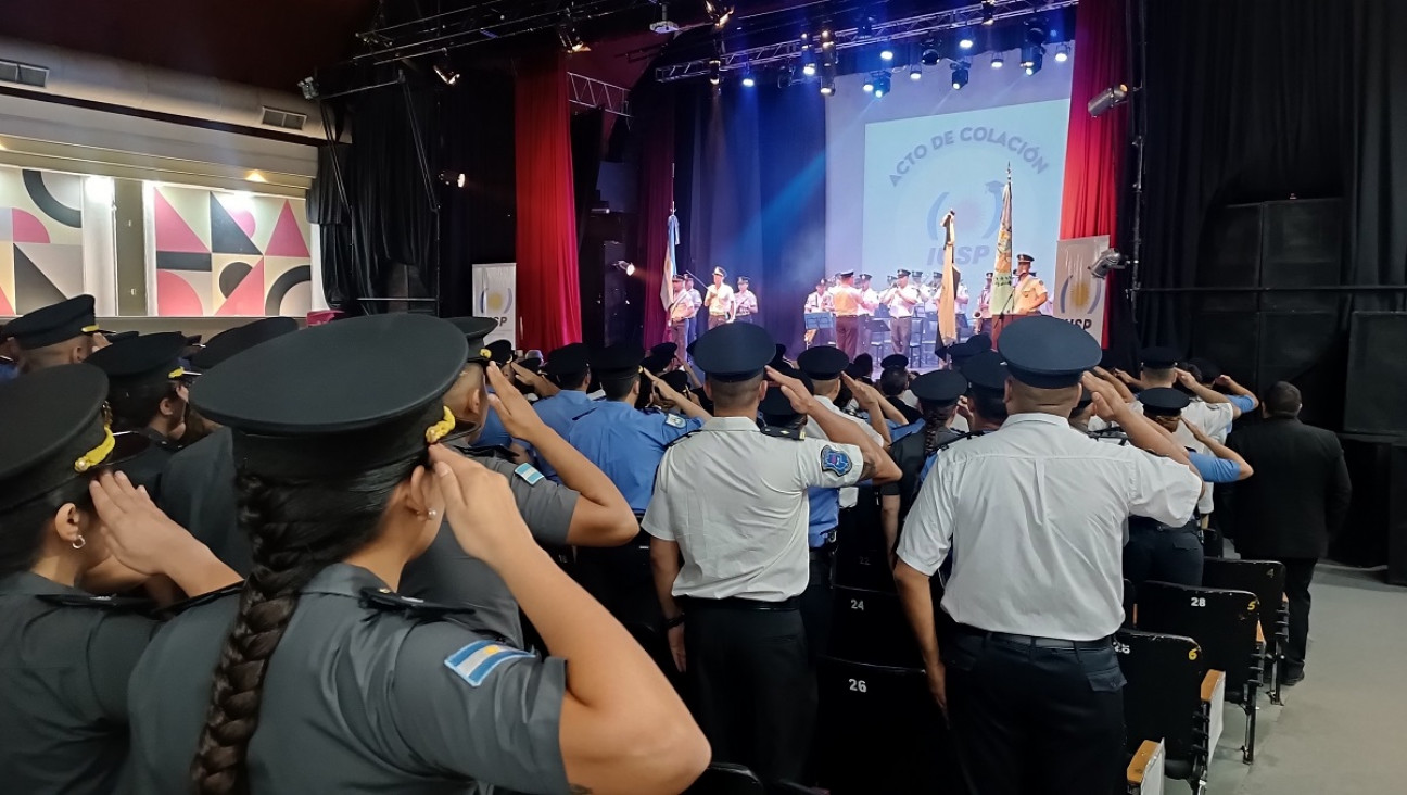 imagen La Sede Central del IUSP se distinguió con un emotivo Acto de Colación de las carreras de pregrado y grado