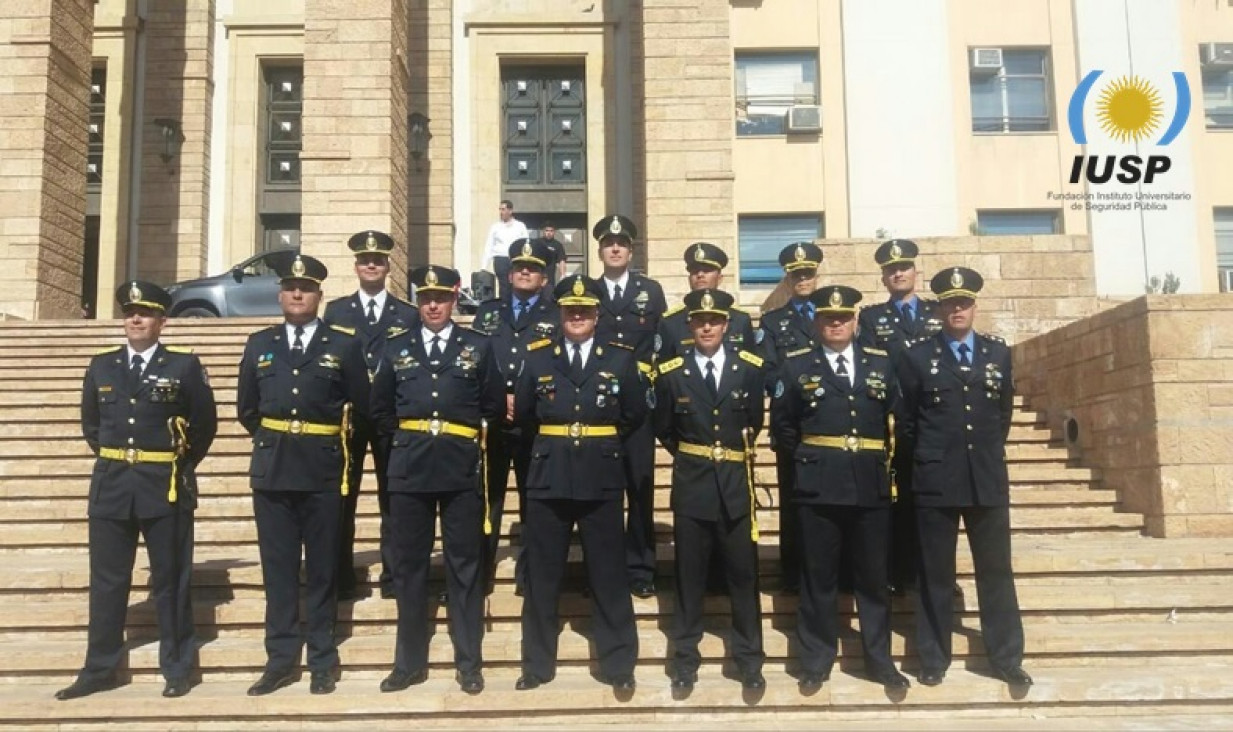 imagen Feliz día de la Policia de Mendoza