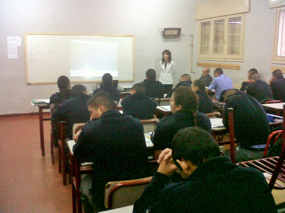 imagen Charla de Educación para la Salud dirigida a alumnos del I.U.S.P.