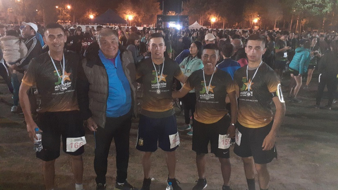 imagen Una año más el IUSP presente en la Maratón nocturna del Departamento de Junín
