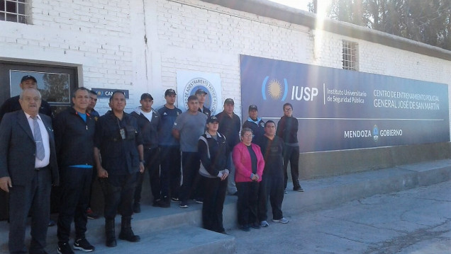 imagen Visita de cadetes de Penitenciaria a Centro de entrenamiento Policial del IUSP